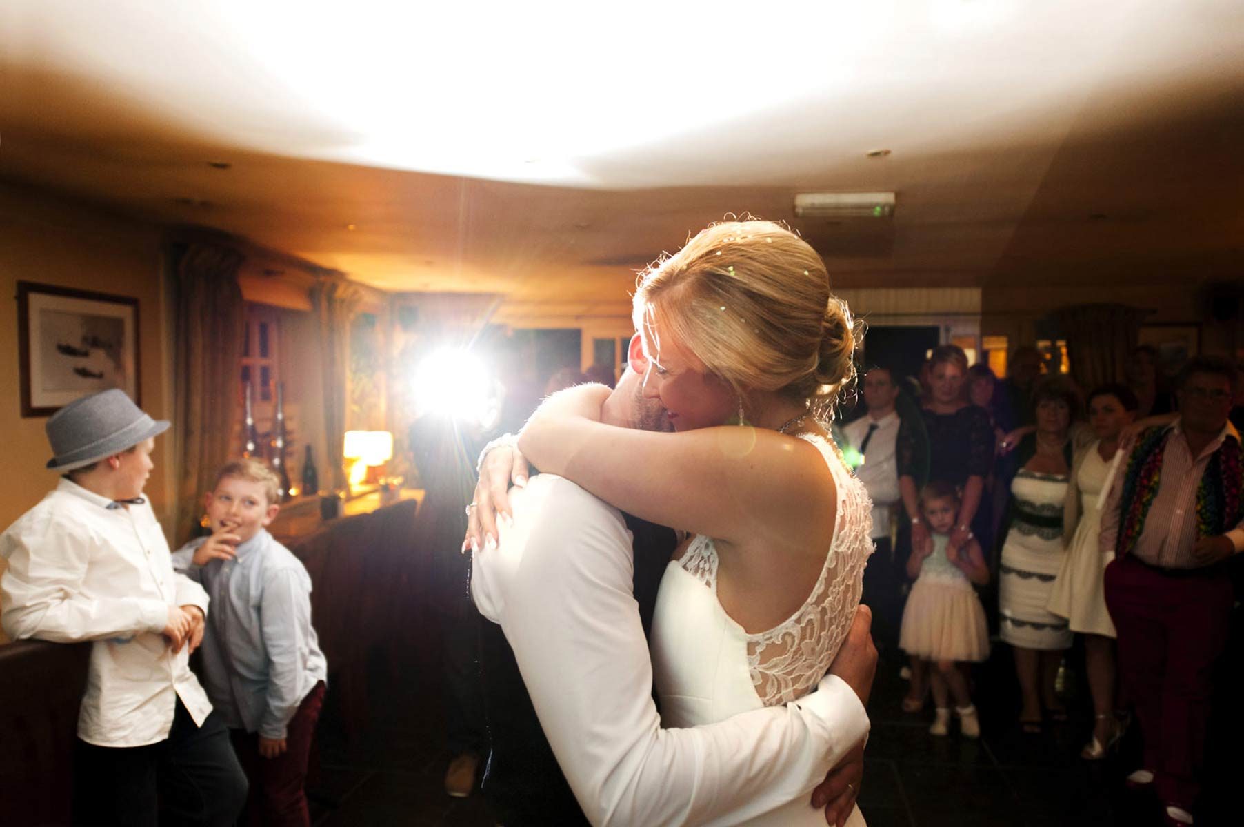 Couple first dance by Sussex wedding photographer James Robertshaw